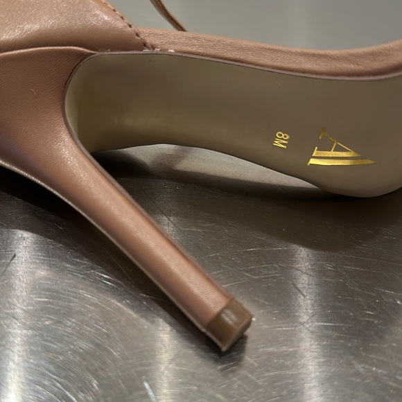 Taupe Ankle strap heels, size 8. Worn once. - Picture 5 of 7